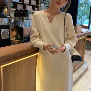 XIEYINSHE 2025popular autumn and winter new  temperament long dress V-neck knitted dress women's clothing loose and thin bottoming sweater skirt