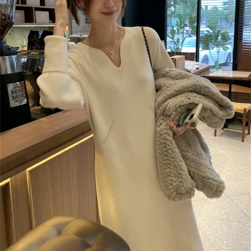 XIEYINSHE 2025popular autumn and winter new  temperament long dress V-neck knitted dress women's clothing loose and thin bottoming sweater skirt